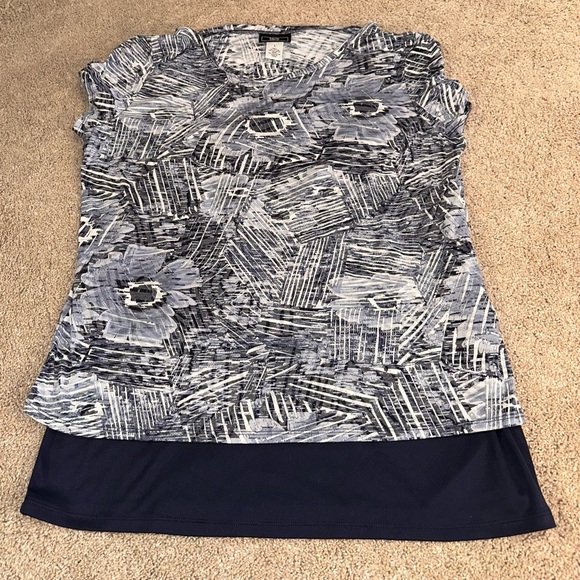 Lark Lane Floral Print Top. Size L - Picture 1 of 8